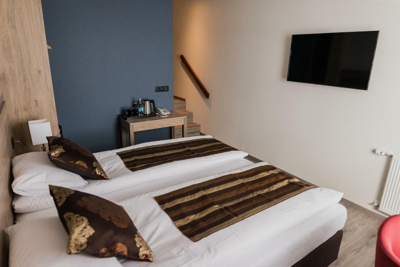 Hotel Duus By Keflavik Airport エクステリア 写真