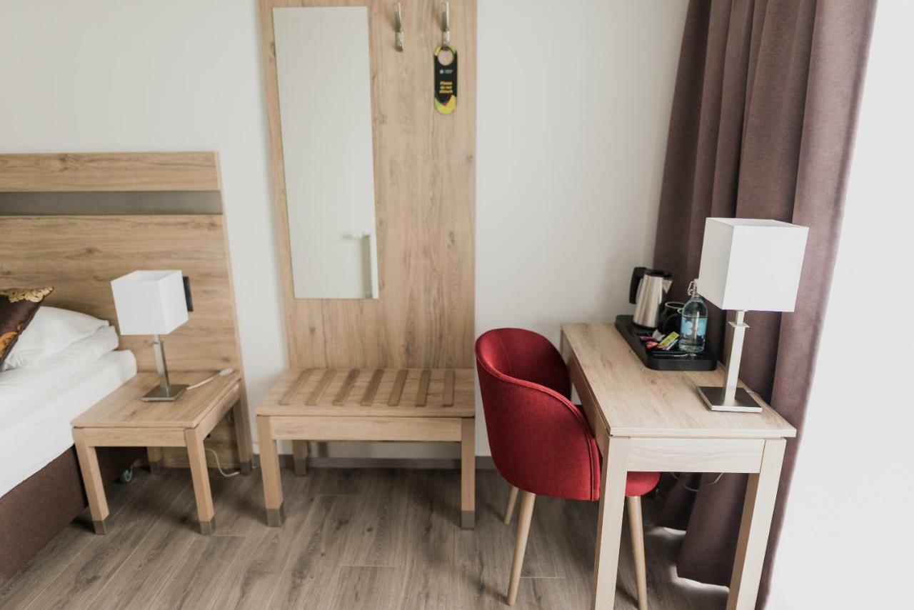 Hotel Duus By Keflavik Airport エクステリア 写真