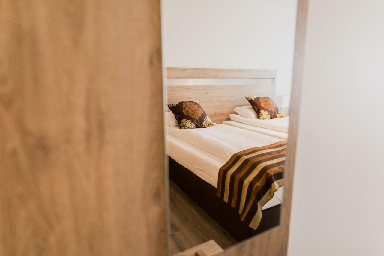 Hotel Duus By Keflavik Airport エクステリア 写真