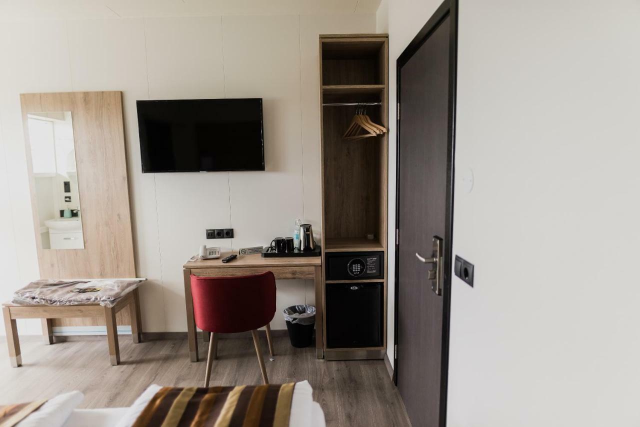 Hotel Duus By Keflavik Airport エクステリア 写真