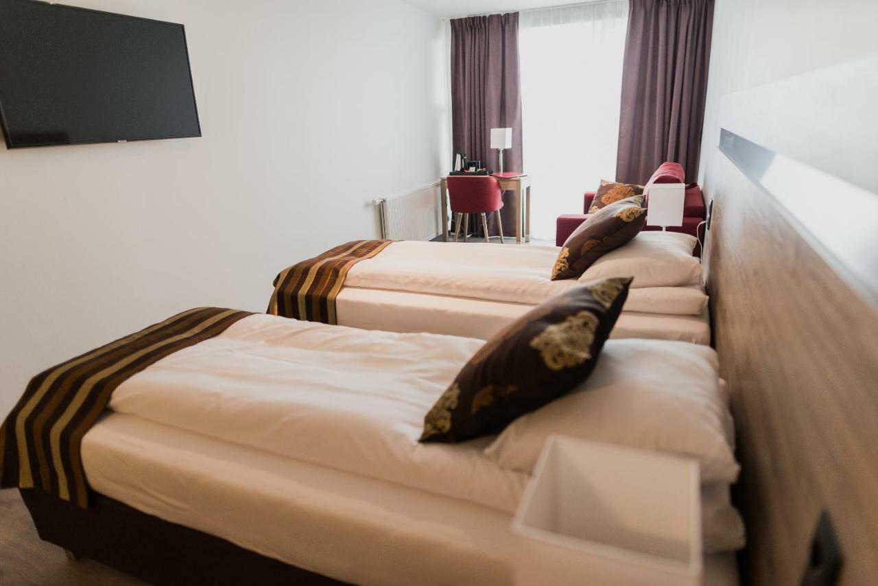 Hotel Duus By Keflavik Airport エクステリア 写真