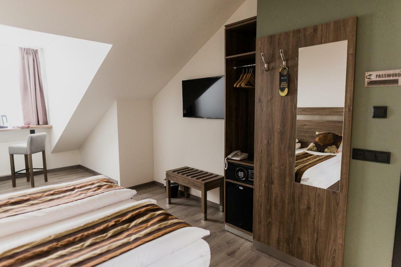 Hotel Duus By Keflavik Airport エクステリア 写真