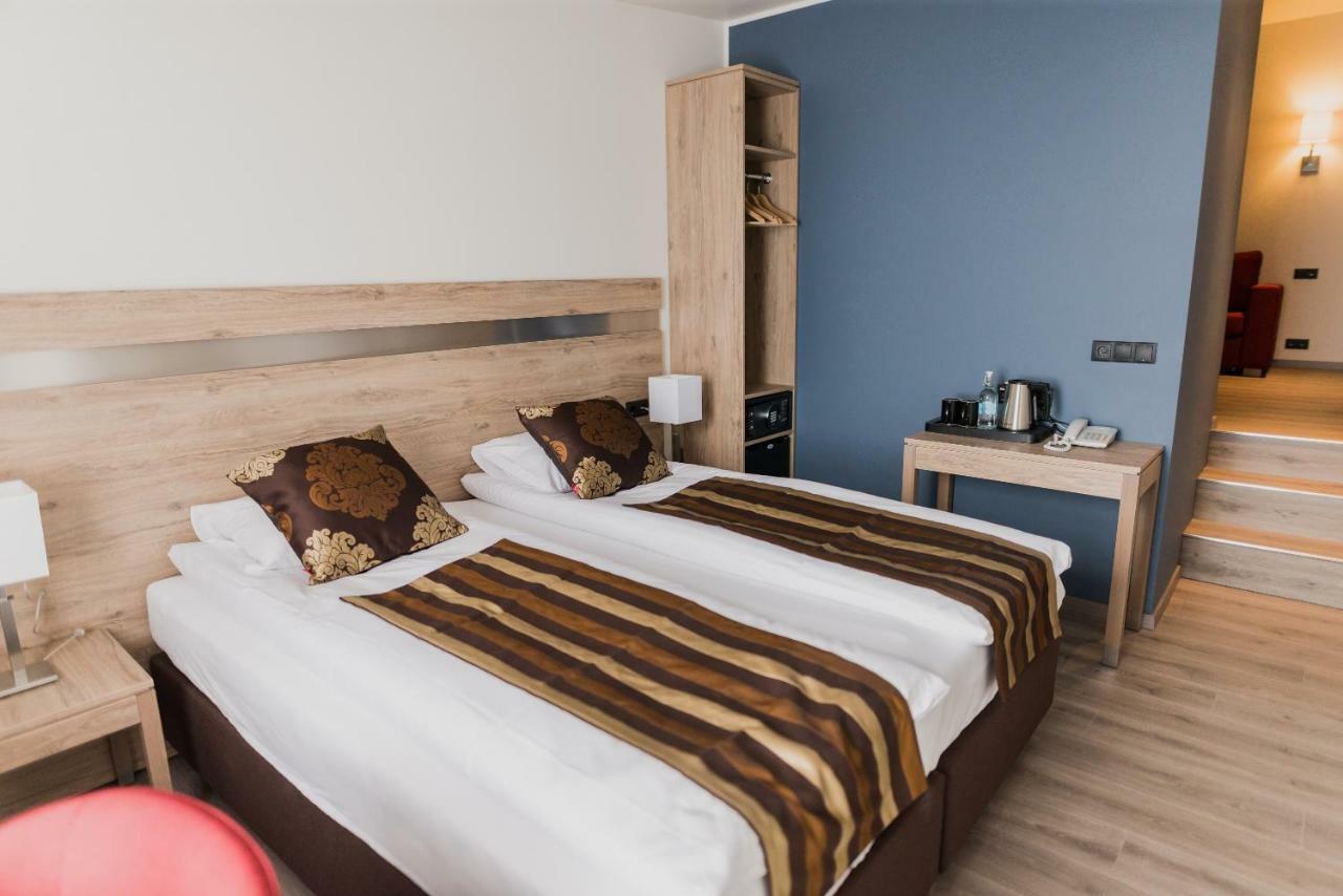 Hotel Duus By Keflavik Airport エクステリア 写真